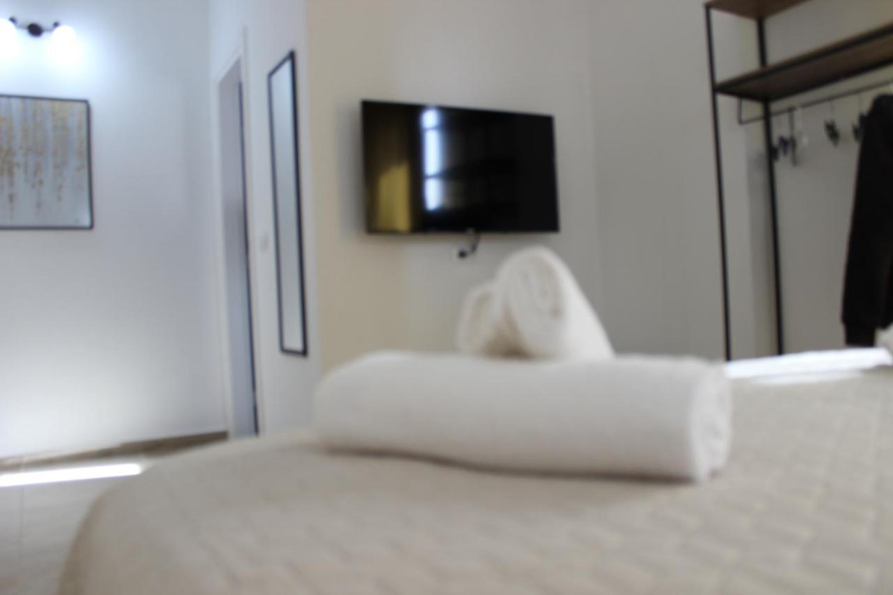 Elite Hotel Sarande Bagian luar foto