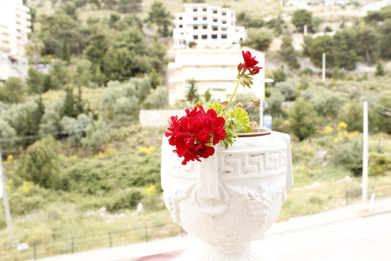 Elite Hotel Sarande Bagian luar foto