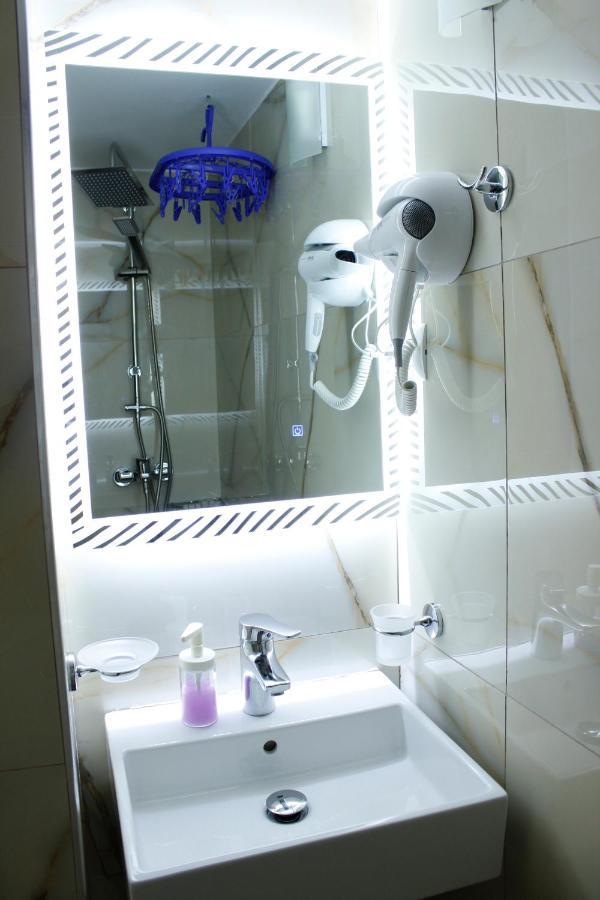 Elite Hotel Sarande Bagian luar foto