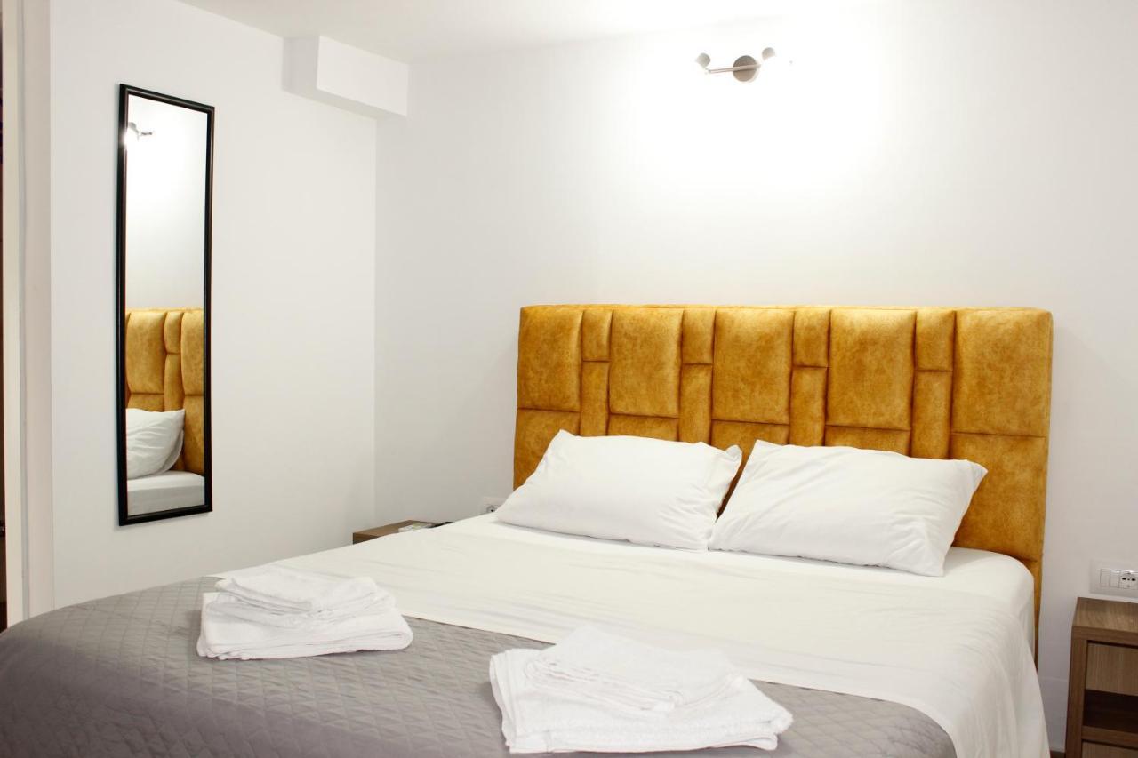 Elite Hotel Sarande Bagian luar foto